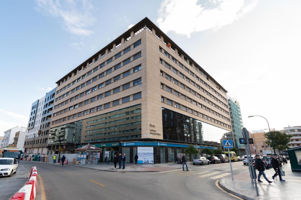 Malaga Centro Maria Zambrano公寓 外观 照片